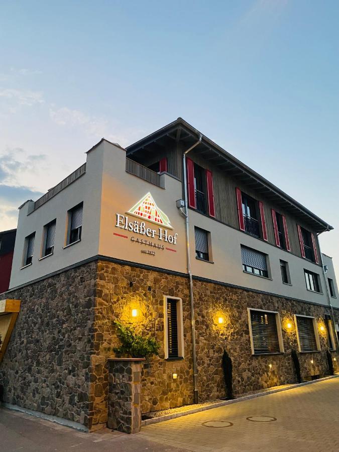 Gasthaus Elsaesser Hof คัปเพล-กราเฟินเฮาเซน ภายนอก รูปภาพ