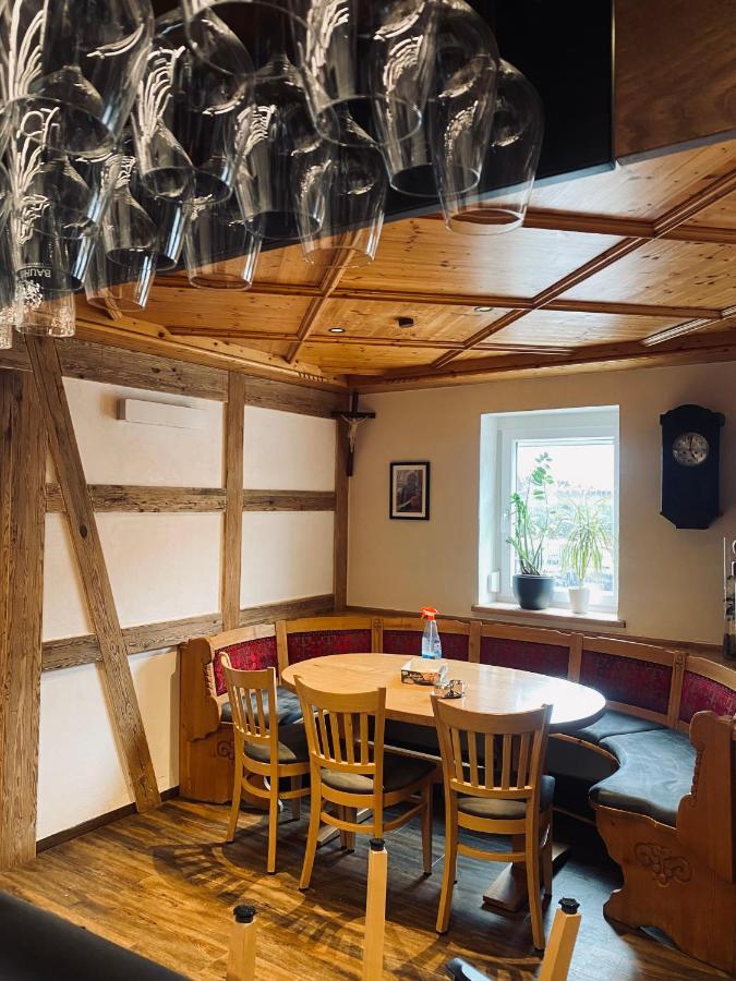 Gasthaus Elsaesser Hof คัปเพล-กราเฟินเฮาเซน ภายนอก รูปภาพ